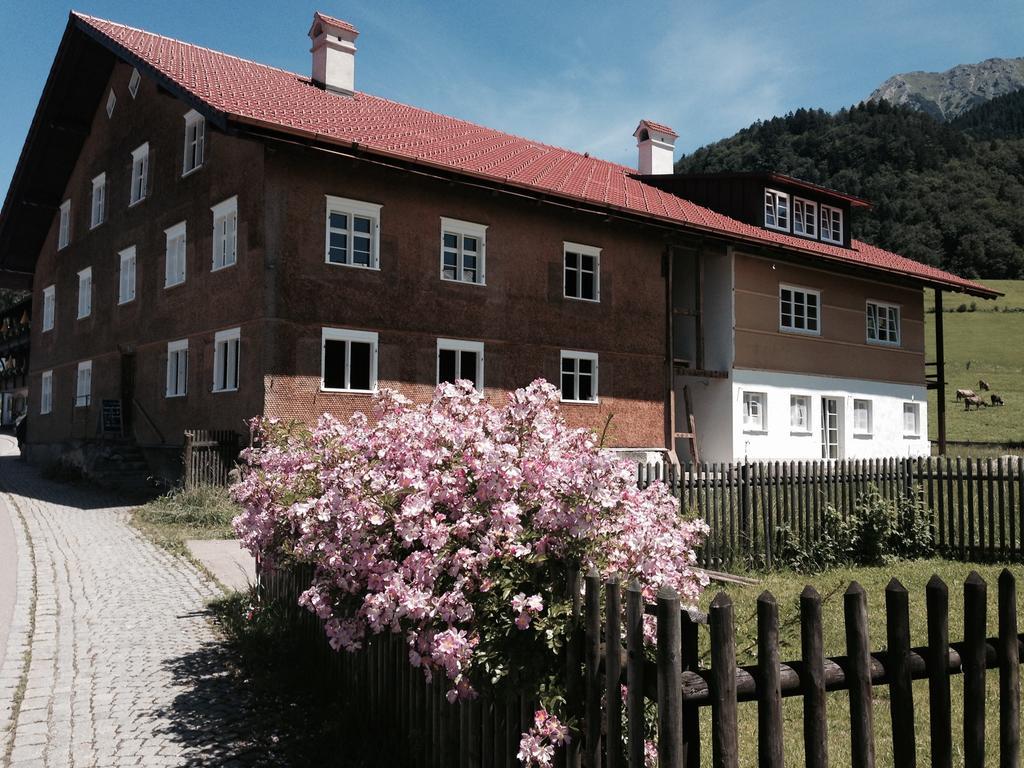 "Viktoria Apartments" - Annehmlichkeiten Von 4-Sterne Familien-Und Wellnesshotel Viktoria Koennen Mitgenutzt Werden Оберстдорф Экстерьер фото